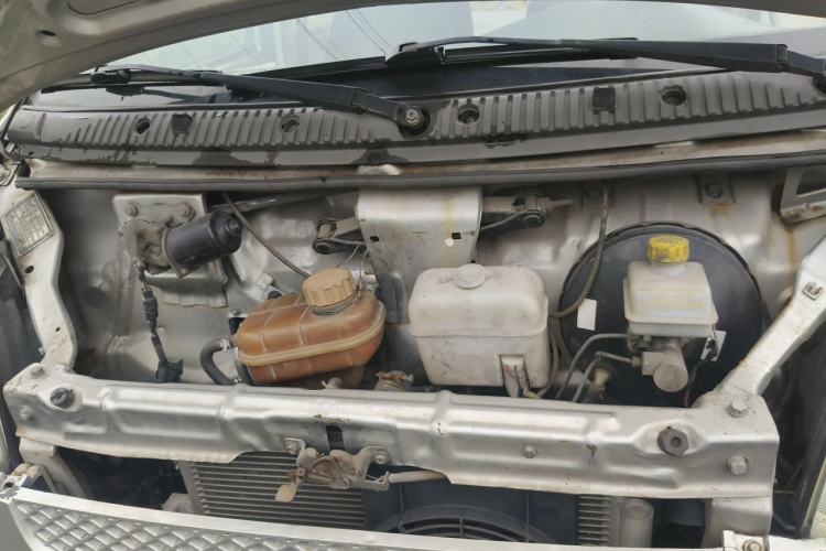 Used Wuling Rongguang 2012 1.2L Extended Basic Version LJY Engine Bay