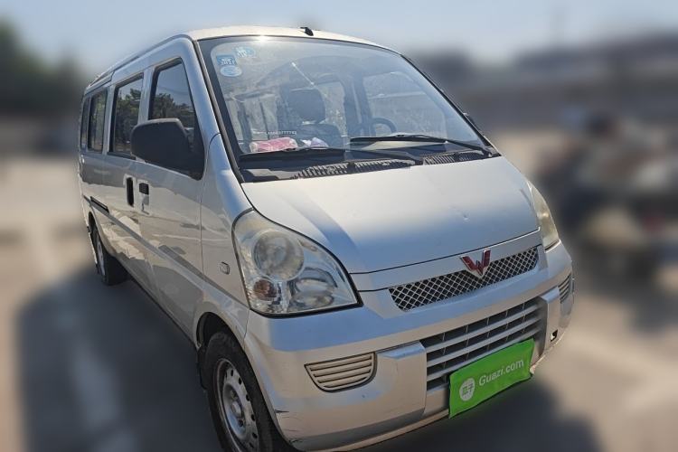 Used Wuling Rongguang 2012 1.2L Extended Basic Version LJY Front Right 45 Deg