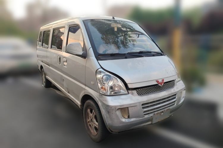 Used Wuling Rongguang 2012 1.2L Extended Standard Version LJY Front Right 45 Deg