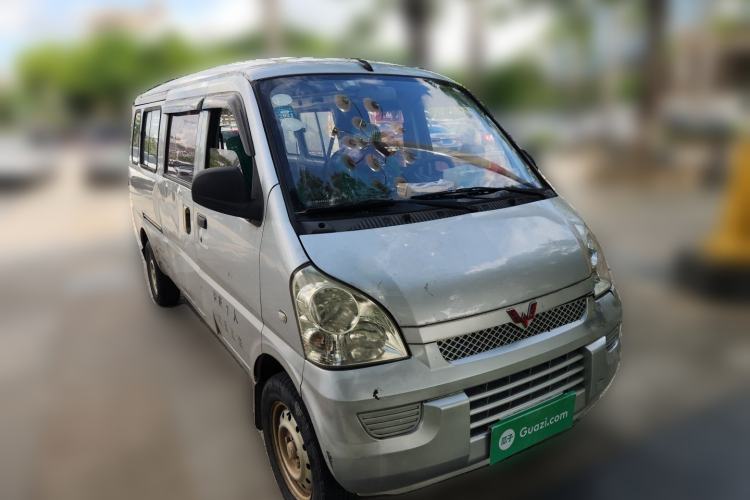 Used Wuling Rongguang 2012 1.2L Extended Basic Version LJY Front Right 45 Deg
