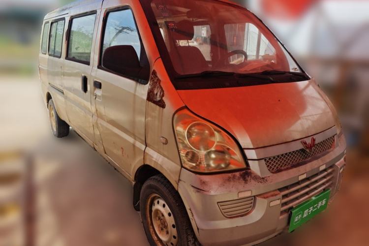 Used Wuling Rongguang 2012 1.2L Extended Basic Version LJY Front Right 45 Deg
