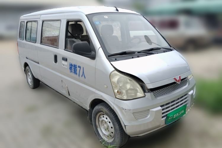Used Wuling Rongguang 2012 1.2L Extended Basic Version LJY Front Right 45 Deg