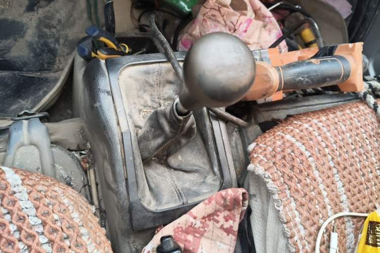 Used Wuling Rongguang 2012 1.5L Extended Basic Version Gear Lever
