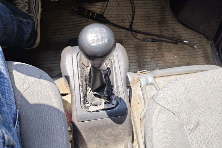 Used Wuling Rongguang 2012 1.2L Extended Basic Version LJY Gear Lever