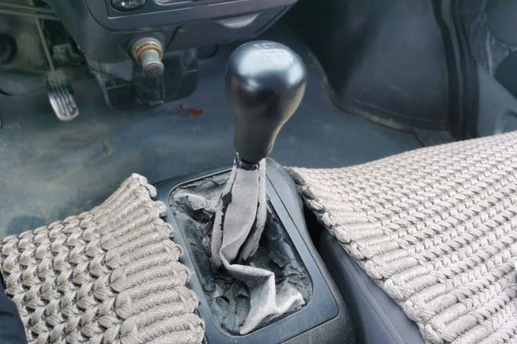 Used Wuling Rongguang 2012 1.2L Extended Basic Version LJY Gear Lever