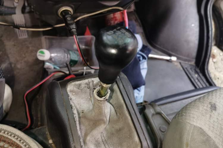 Used Wuling Rongguang 2012 1.5L Extended Standard Version Gear Lever