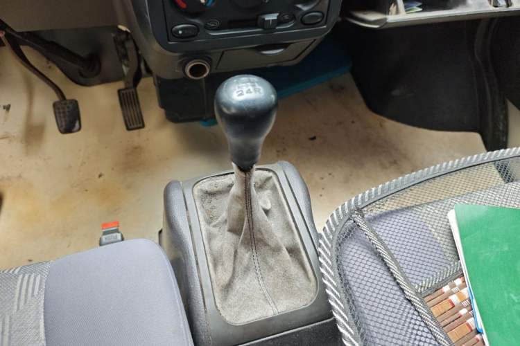Used Wuling Rongguang 2012 1.5L Extended Basic Version Gear Lever