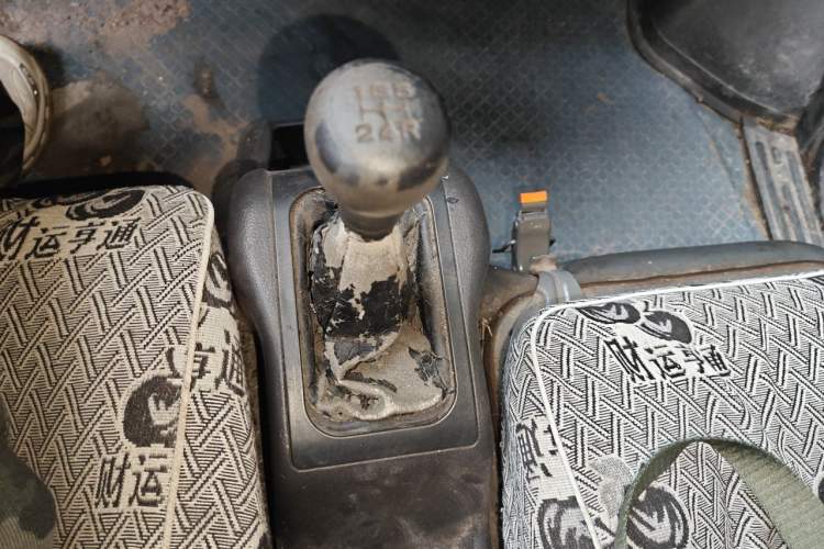 Used Wuling Rongguang 2012 1.2L Extended Basic Version LJY Gear Lever