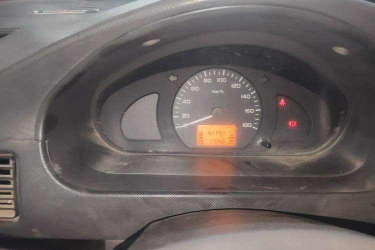 Used Wuling Rongguang 2012 1.5L Extended Basic Version Instrument Cluster