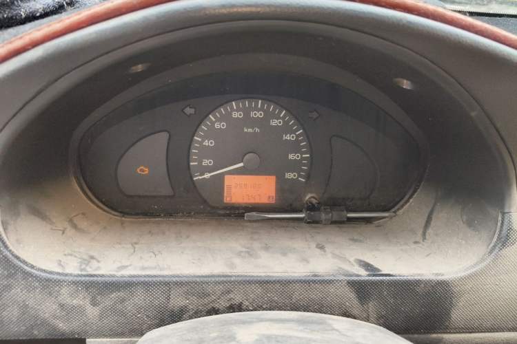 Used Wuling Rongguang 2012 1.5L Extended Basic Version Instrument Cluster