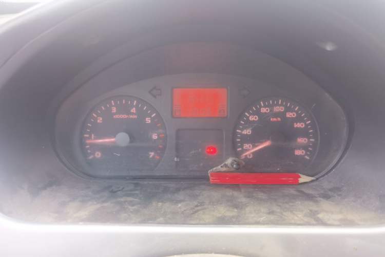 Used Wuling Rongguang 2012 1.5L Extended Basic Version Instrument Cluster