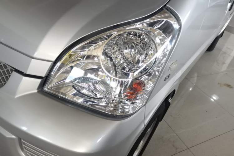 Used Wuling Rongguang 2012 1.5L Extended Basic Version Left Front Headlight