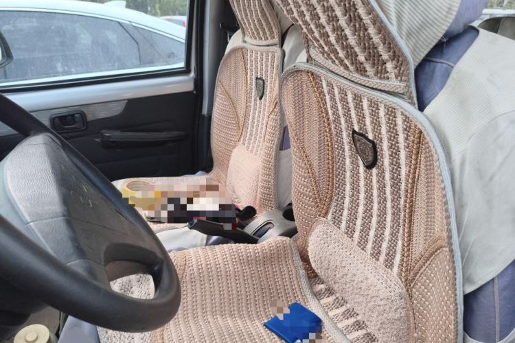 Used Wuling Rongguang 2012 1.2L Extended Basic Version LJY Left Front Seat