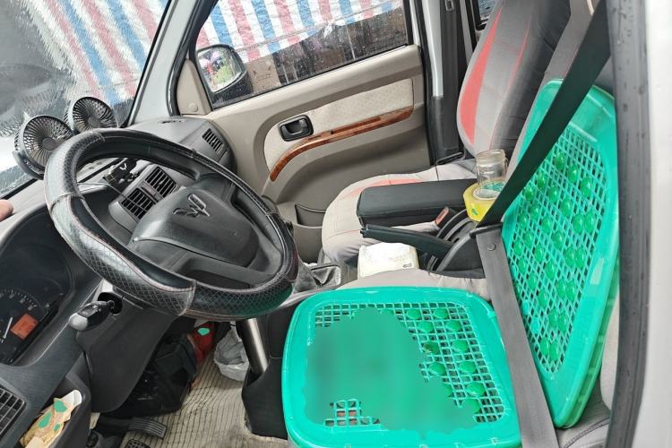 Used Wuling Rongguang 2012 1.5L Extended Standard Version Left Front Seat