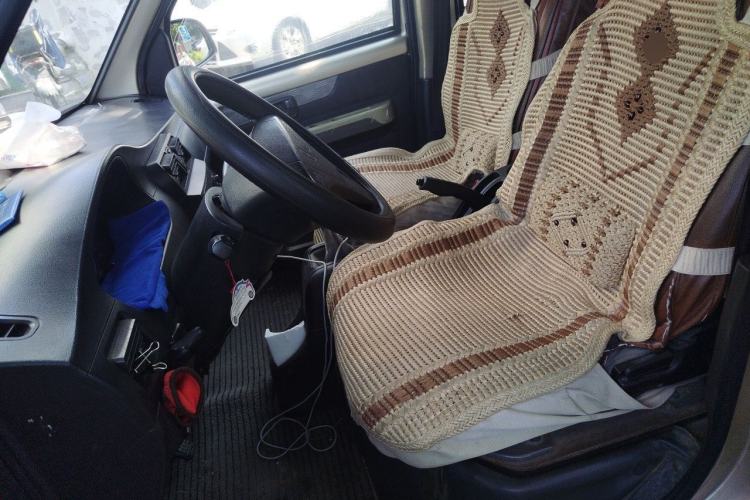Used Wuling Rongguang 2012 1.5L Extended Basic Version Left Front Seat