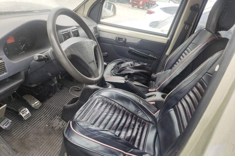 Used Wuling Rongguang 2012 1.2L Extended Basic Version LJY Left Front Seat