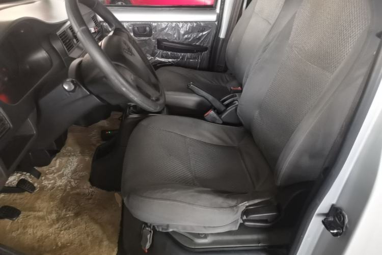 Used Wuling Rongguang 2012 1.5L Extended Basic Version Left Front Seat