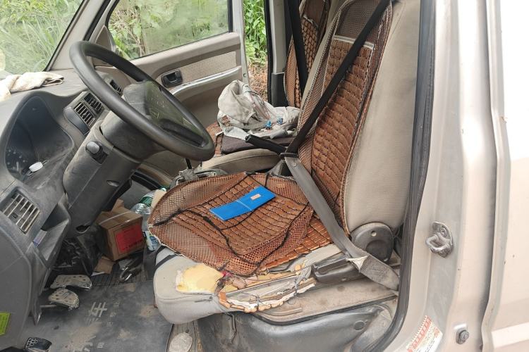 Used Wuling Rongguang 2012 1.2L Extended Basic Version LJY Left Front Seat