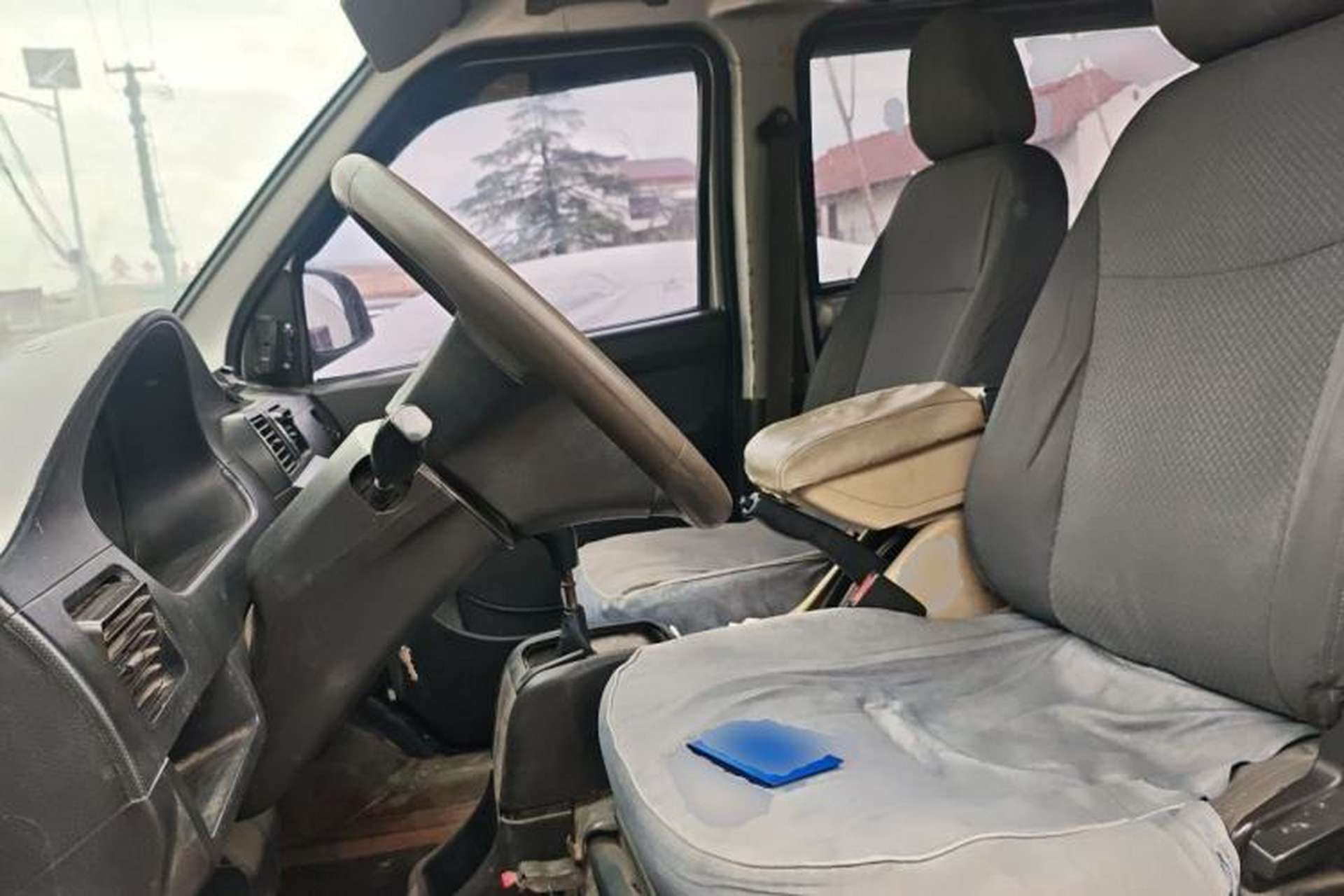 Used Wuling Rongguang 2012 1.5L Extended Basic Version Left Front Seat