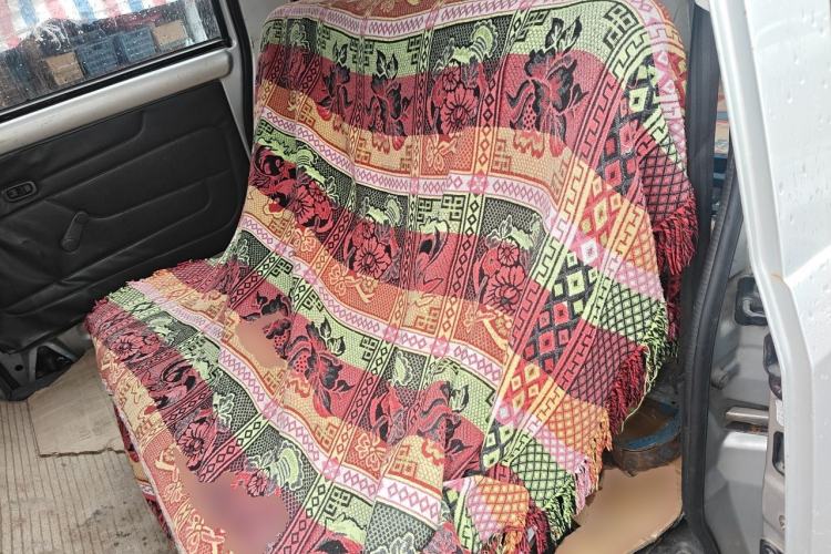 Used Wuling Rongguang 2012 1.5L Extended Standard Version Left Rear Seat