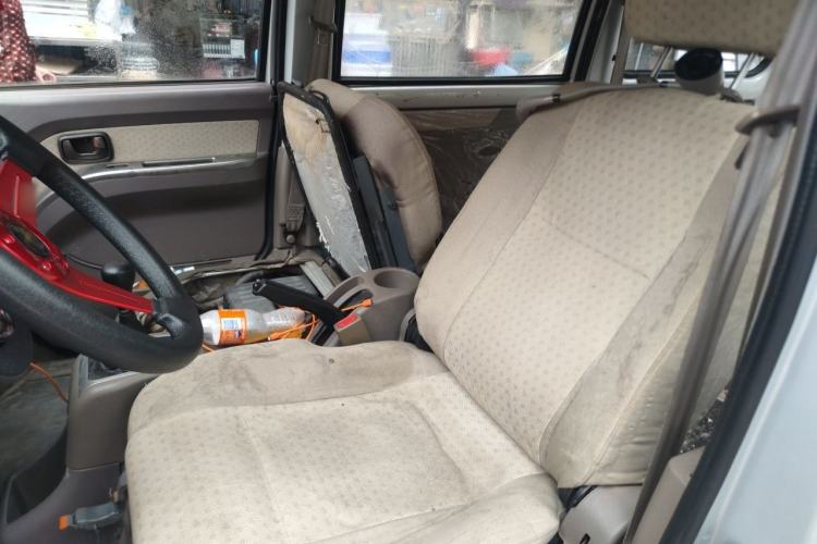 Used Wuling Rongguang 2012 1.5L Extended Standard Version Left Rear Seat