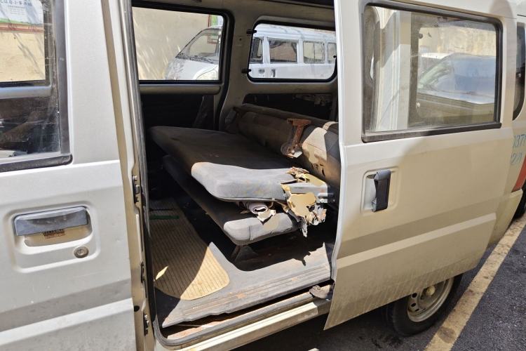 Used Wuling Rongguang 2012 1.2L Extended Basic Version LJY Left Rear Seat