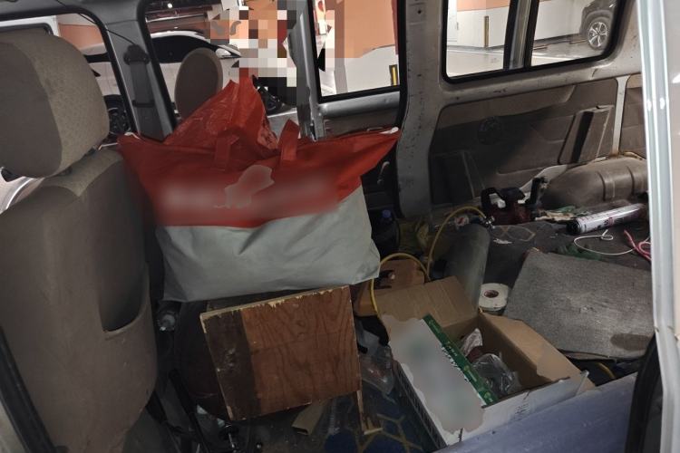 Used Wuling Rongguang 2012 1.5L Extended Standard Version Left Rear Seat