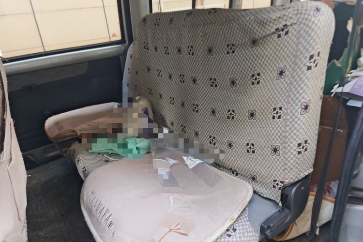 Used Wuling Rongguang 2012 1.2L Extended Basic Version LJY Left Rear Seat