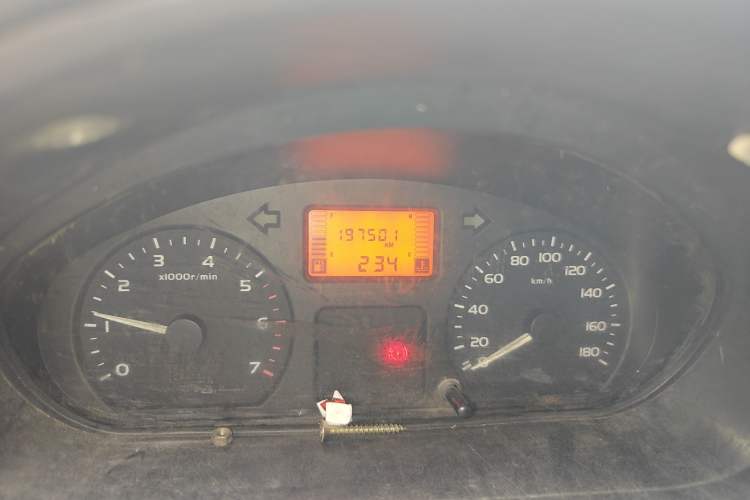 Used Wuling Rongguang 2012 1.2L Extended Basic Version LJY Odometer Close Up