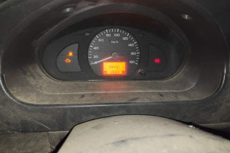 Used Wuling Rongguang 2012 1.2L Extended Basic Version LJY Odometer Close Up