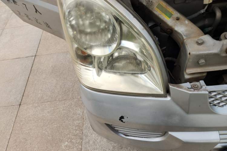 Used Wuling Rongguang 2012 1.2L Extended Basic Version LJY Right Front Headlight