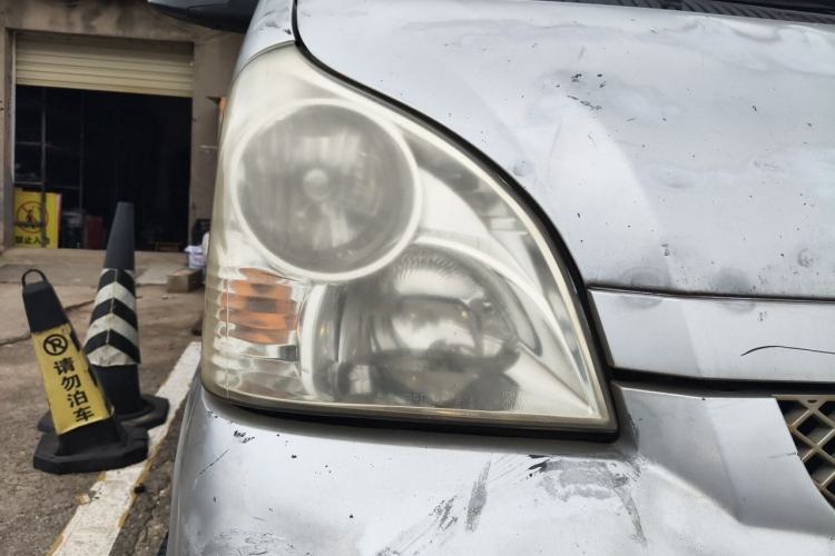 Used Wuling Rongguang 2012 1.5L Extended Basic Version Right Front Headlight