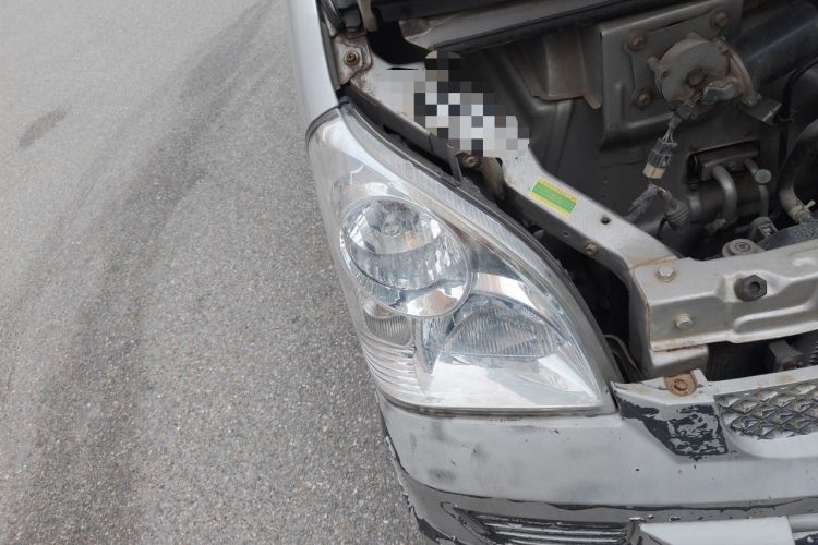 Used Wuling Rongguang 2012 1.5L Extended Basic Version Right Front Headlight