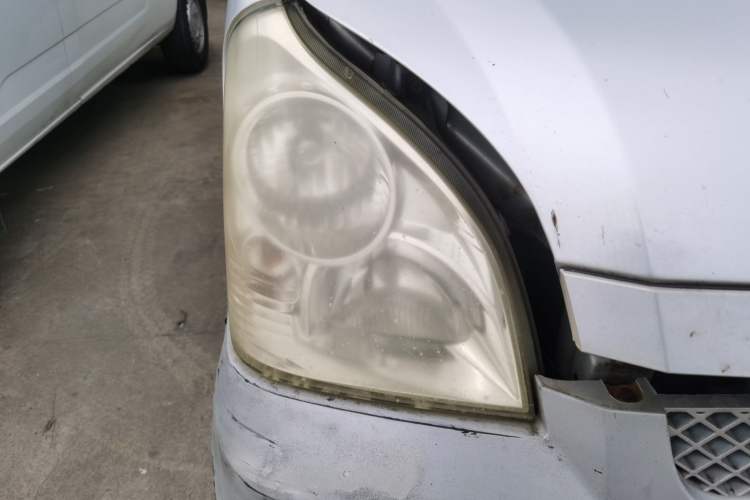 Used Wuling Rongguang 2012 1.2L Extended Basic Version LJY Right Front Headlight