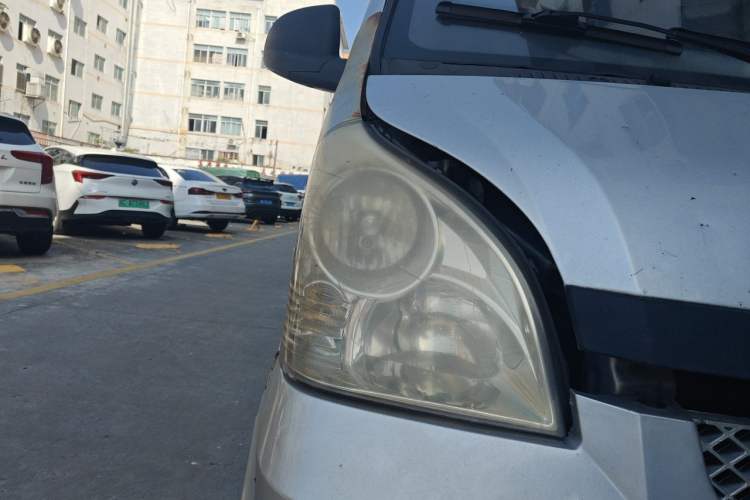 Used Wuling Rongguang 2012 1.2L Extended Basic Version LJY Right Front Headlight