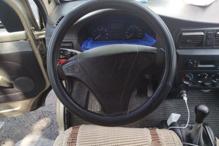 Used Wuling Rongguang 2012 1.5L Extended Basic Version Steering Wheel