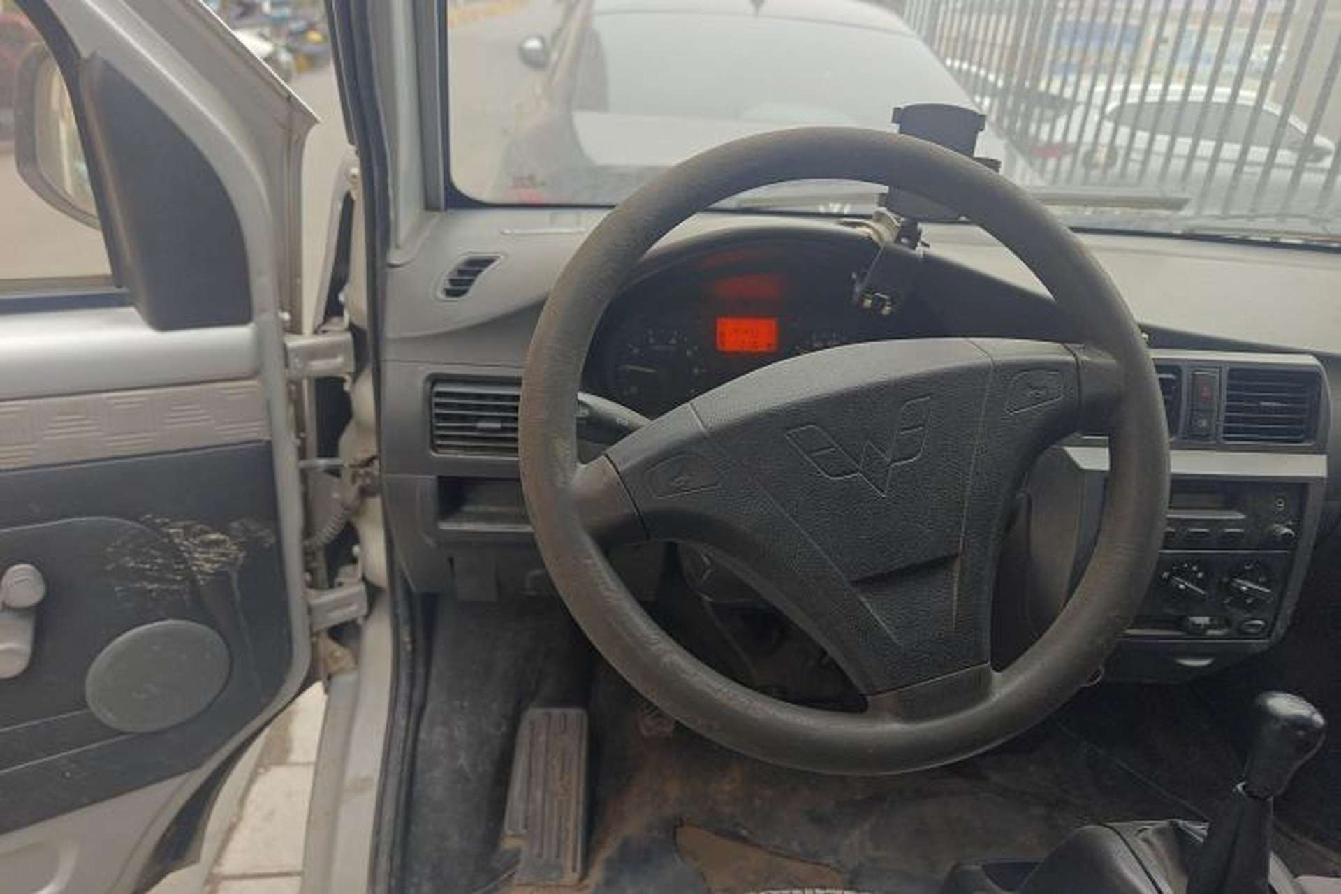 Used Wuling Rongguang 2012 1.2L Extended Basic Version LJY Steering Wheel
