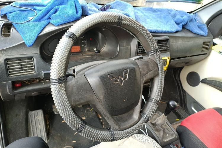 Used Wuling Rongguang 2012 1.5L Extended Standard Version Steering Wheel