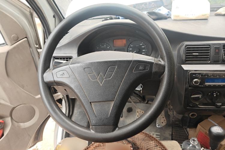 Used Wuling Rongguang 2012 1.2L Extended Basic Version LJY Steering Wheel