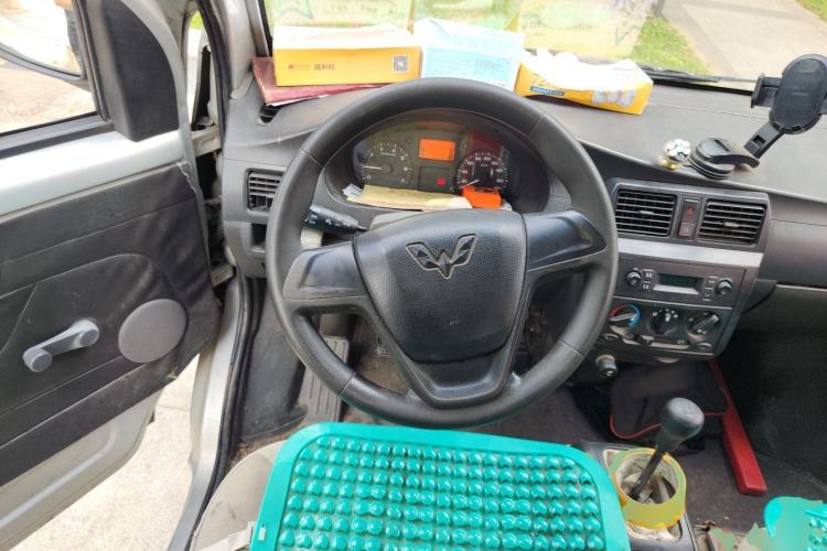 Used Wuling Rongguang 2012 1.2L Extended Basic Version LJY Steering Wheel