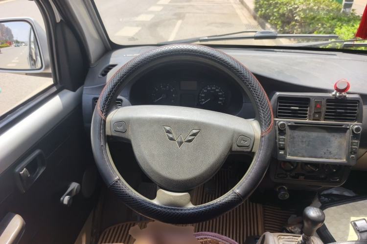 Used Wuling Rongguang 2012 1.5L Extended Basic Version Steering Wheel