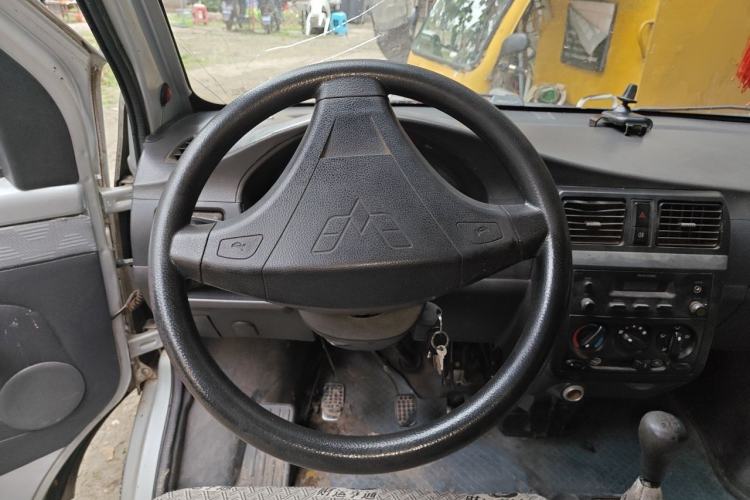 Used Wuling Rongguang 2012 1.2L Extended Basic Version LJY Steering Wheel