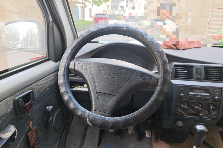 Used Wuling Rongguang 2012 1.2L Extended Basic Version LJY Steering Wheel