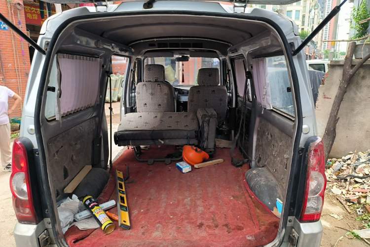 Used Wuling Rongguang 2012 1.2L Extended Basic Version LJY Trunk