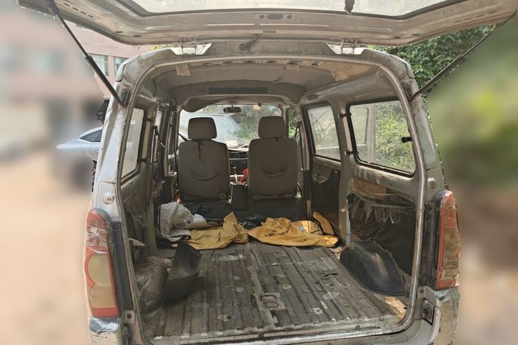 Used Wuling Rongguang 2012 1.2L Extended Basic Version LJY Trunk