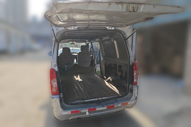 Used Wuling Rongguang 2012 1.2L Extended Basic Version LJY Trunk