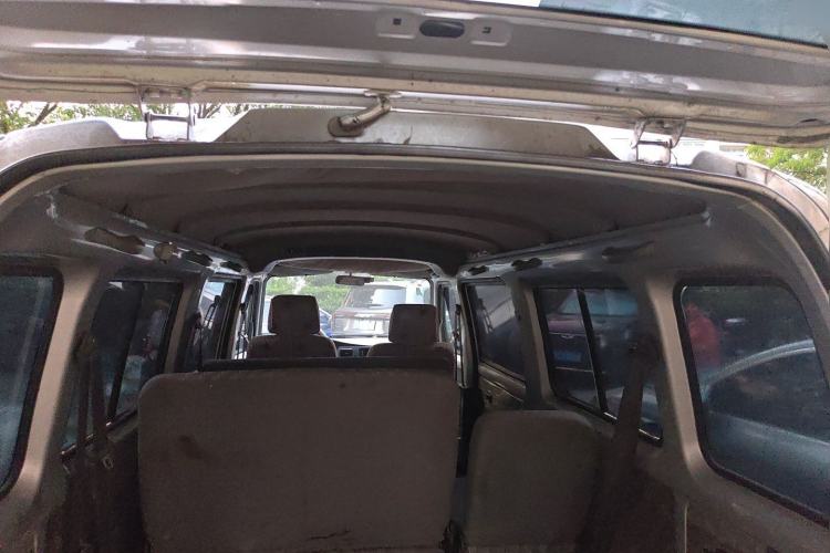 Used Wuling Rongguang 2012 1.5L Extended Basic Version Trunk