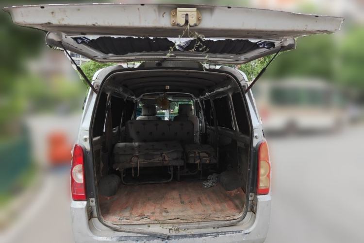 Used Wuling Rongguang 2012 1.5L Extended Basic Version Trunk