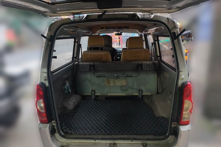 Used Wuling Rongguang 2012 1.2L Extended Basic Version LJY Trunk