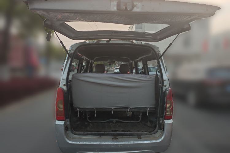 Used Wuling Rongguang 2012 1.2L Extended Basic Version LJY Trunk